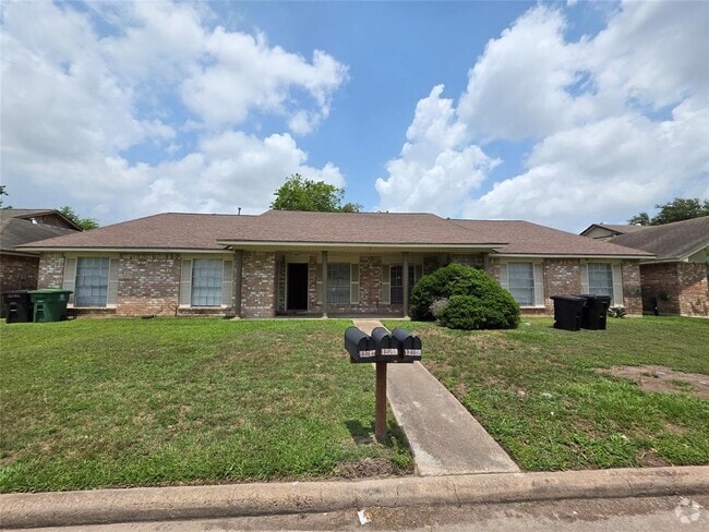 Building Photo - 12742 Shannon Hills Dr Rental
