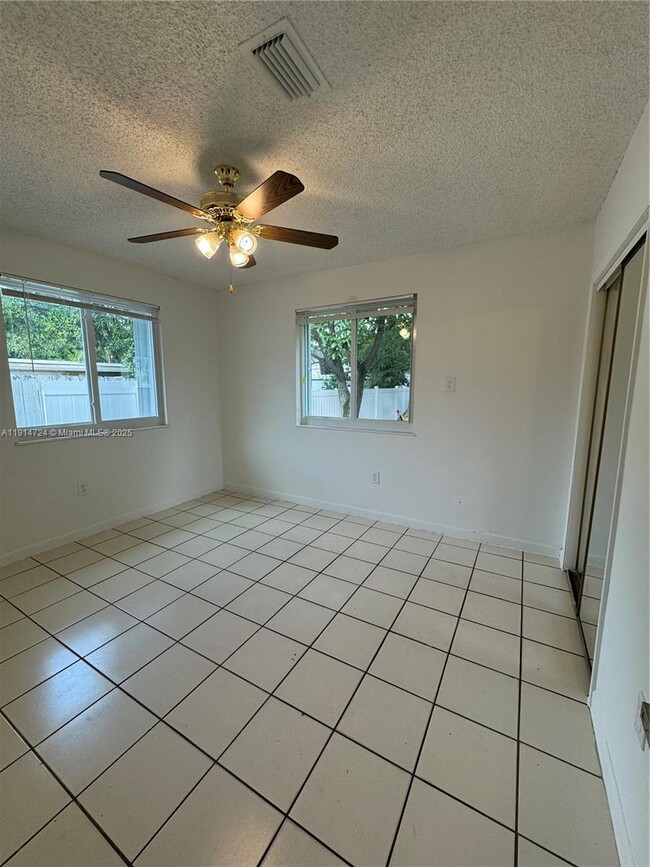 Photo - 2311 SW 58th Ave Unit APT 2