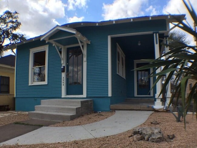 Photo - 2904 West Ave