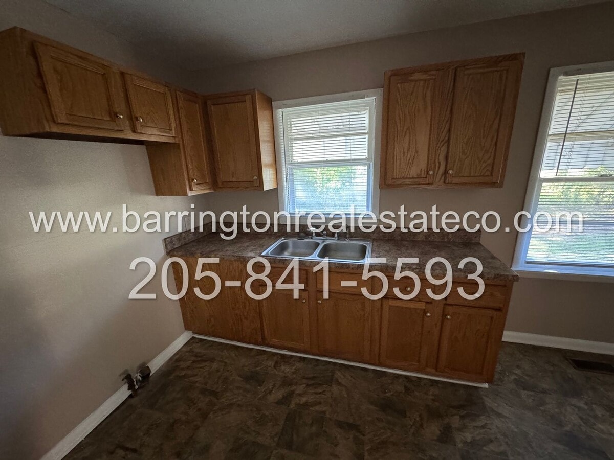 Photo - 931 Dartmouth Ave