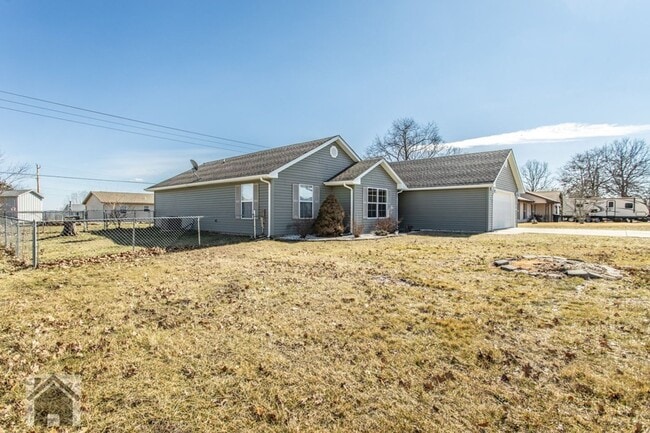 Photo - 105 Shara Dr