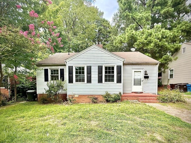 Building Photo - 3 Bedroom 1 Bathroom Home in Durham