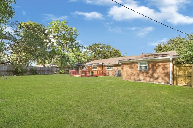 Photo - 1806 Clayton Dr