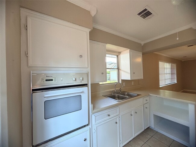 Photo - 2513 Mulberry Ln