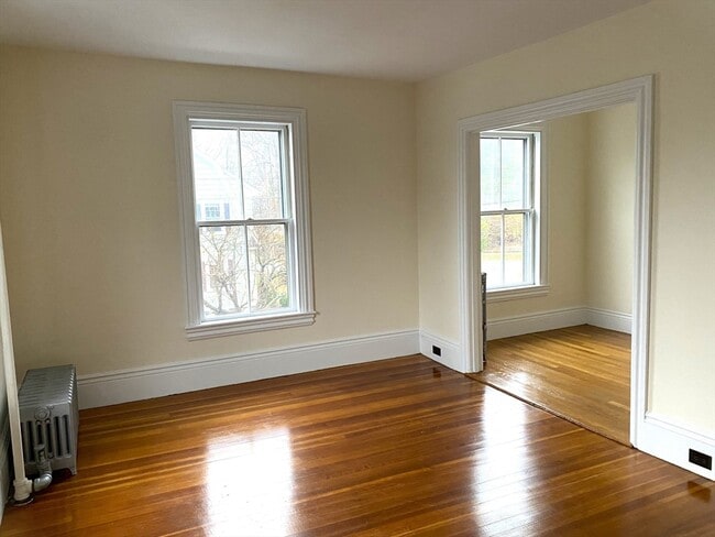 Photo - 17 Avon St Unit 2