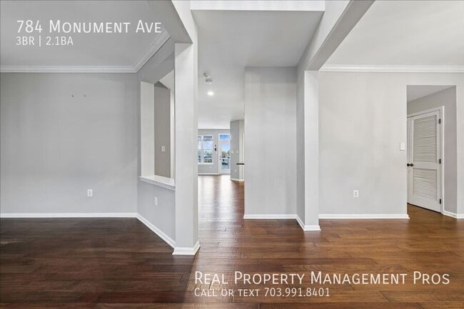 Photo - 784 Monument Ave