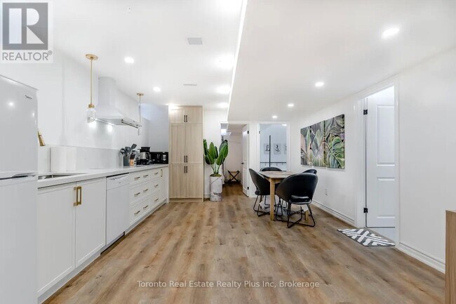 Photo - 43 Erintol Way