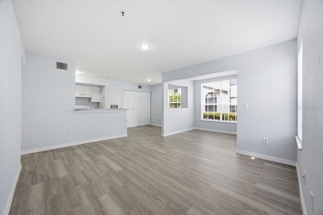 Photo - 1610 Columbia Arms Cir Unit 131