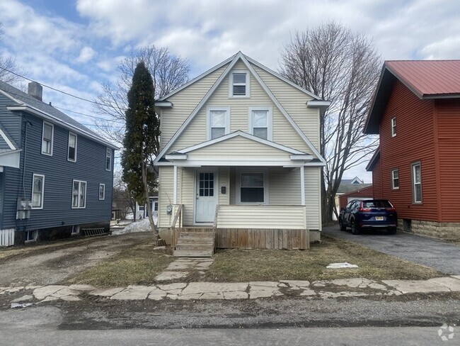 Building Photo - Move In Ready 3 Bedroom Home in a Central ...