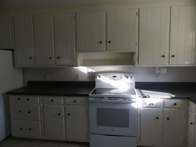 Photo - 33 Bunting Lane, Poquoson Va.