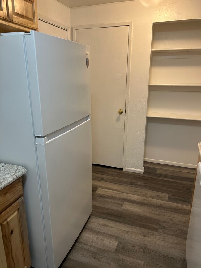 Photo - 3023 N Hogan St Unidad C