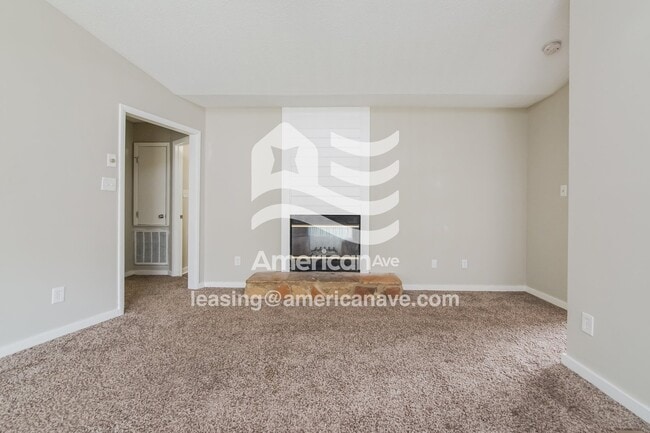 Photo - 5944 Laguna Dr