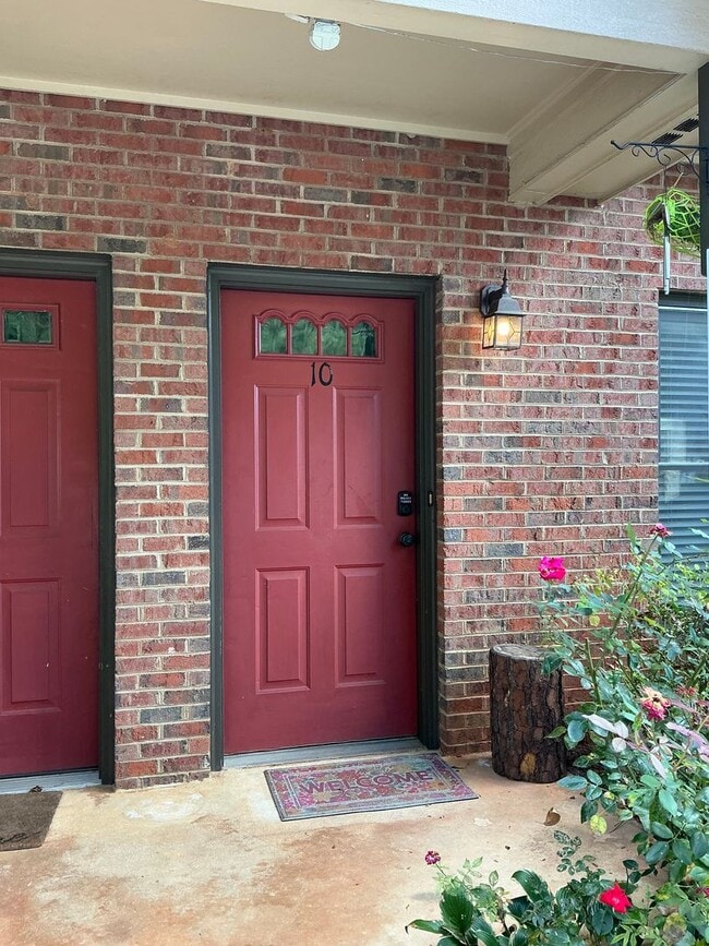 Photo - 1 Bedroom/2 .5 Bath Condo located in River...