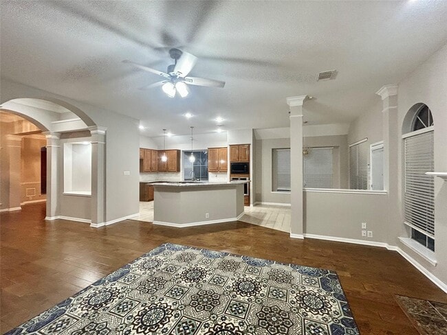 Photo - 16807 Laguna Springs Dr