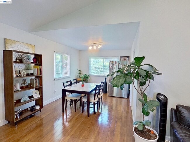 Photo - 3030 Park Estates Way