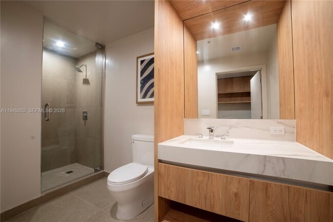 Photo - 11 NE 6th St Unidad 1006