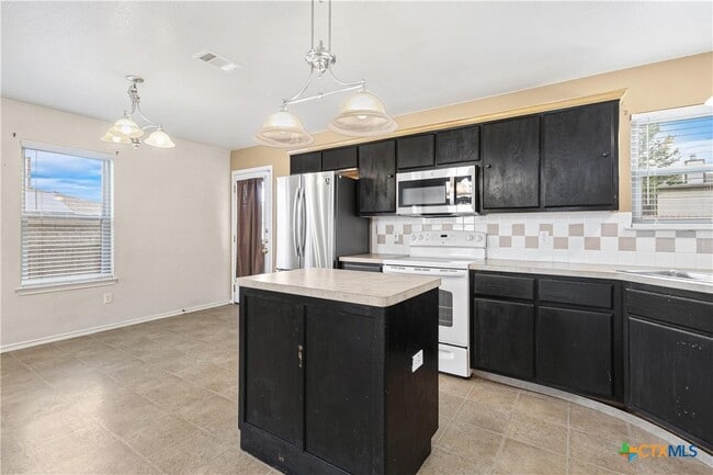 Photo - 1112 Katelyn Cir