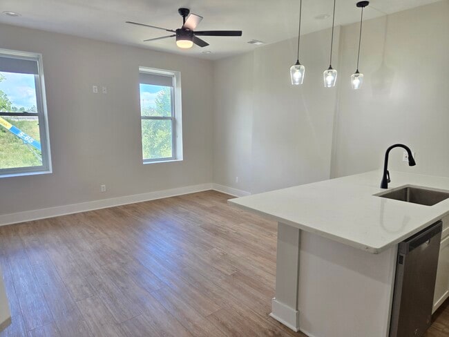 Large great room - 3914 De Tonty St Unit A - 2nd floor