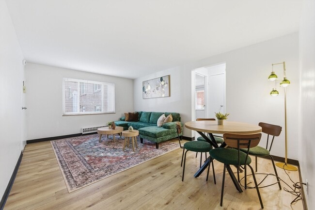 Photo - 298 Lumar Dr Unit 1