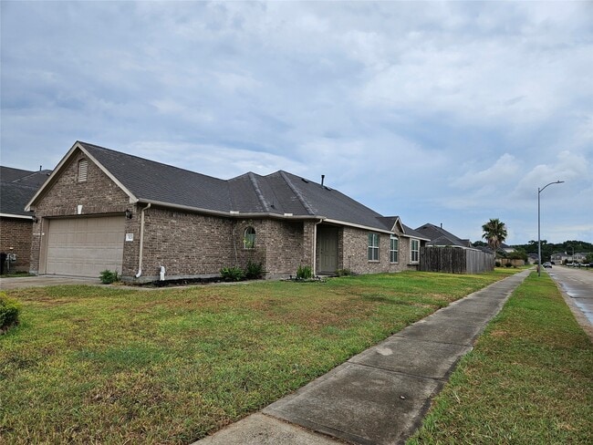 Building Photo - 5231 Lagoon Ct Rental