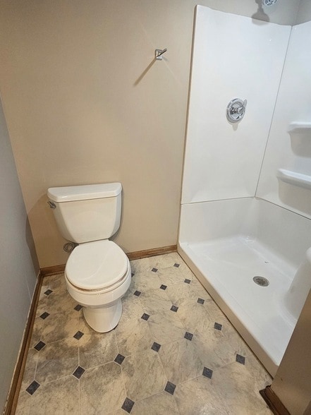 Photo - 830 Division St