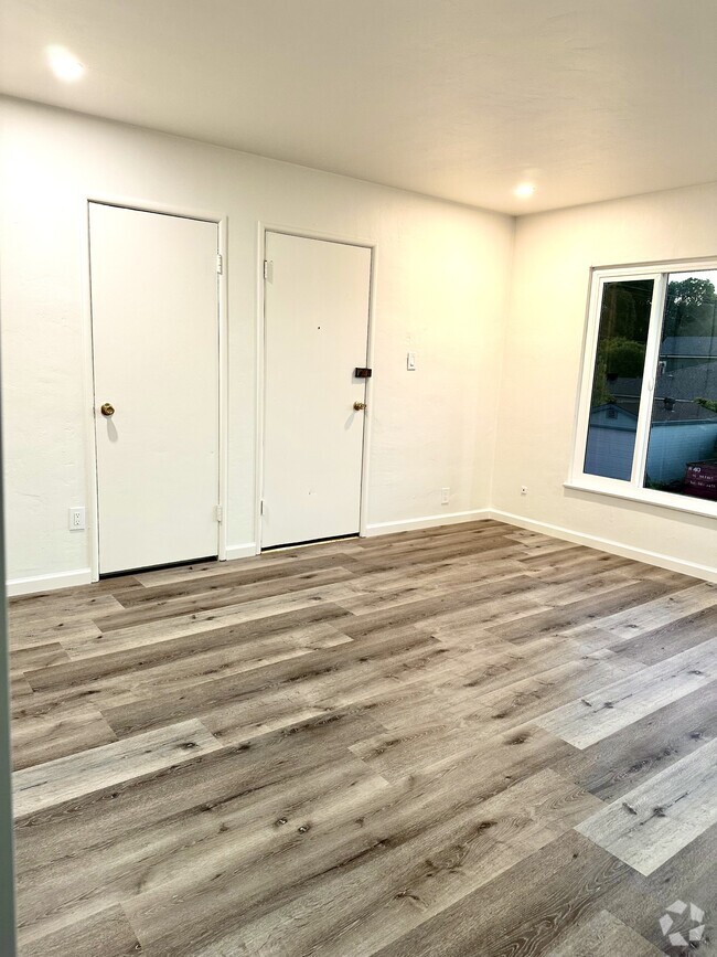 Building Photo - 22640 6th St Unit 22640 Rental