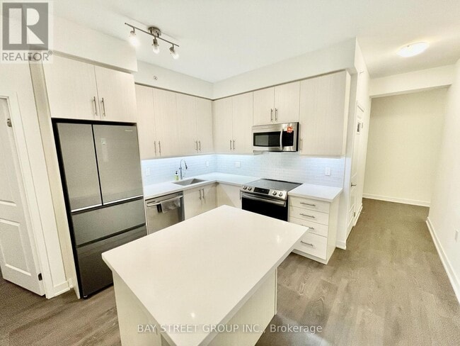 Photo - 75 Oneida Crescent Unit 703