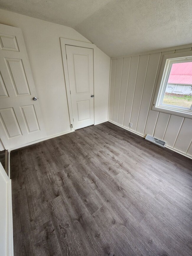 Photo - 511 S Michigan Ave Unit 511 S. Michigan Ave- Apt #1