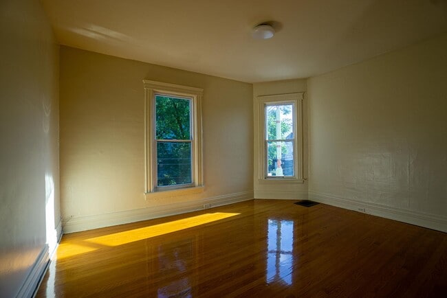 Photo - 120 Dell St Unit Dell 120.2E