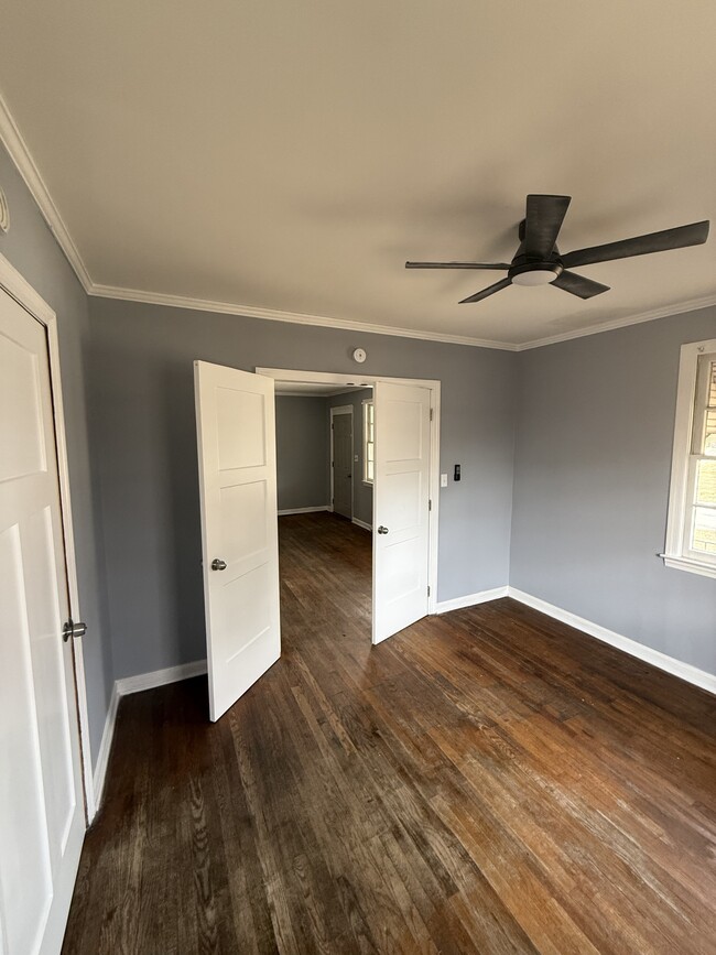 Photo - 1138 Newberg Ave