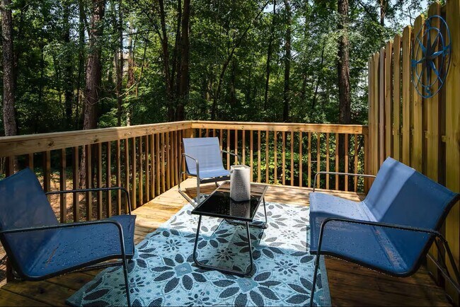 Photo - 120 Arcadia Ln