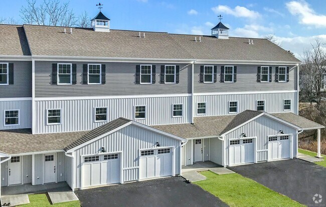 Building Photo - 10 Fort Hill Rd Unit 4B Rental