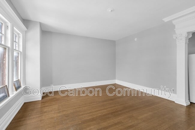 Photo - 377 Elmwood Ave Unit 7