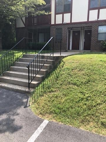 Photo - 1019-1049 Westbury Cir