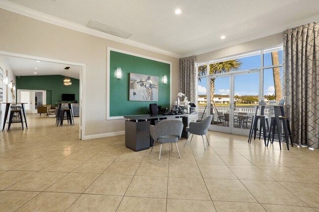 Emerald Lake Apts