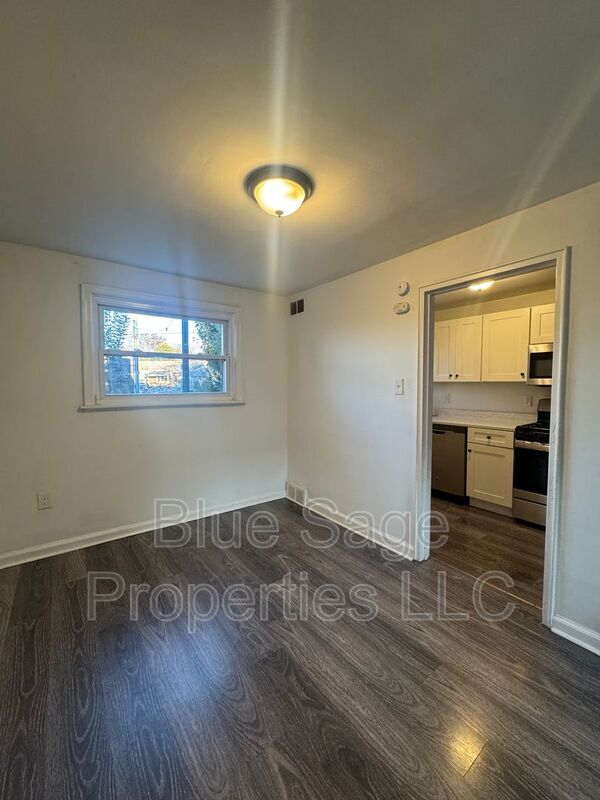 Photo - 25 Windsor Ln