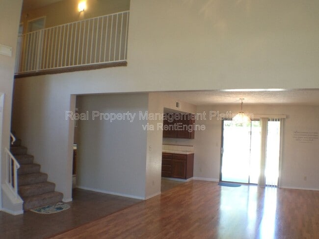 Photo - 675 N Claremont Ave