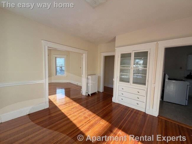 Photo - 44 Wilson Ave Unit #1