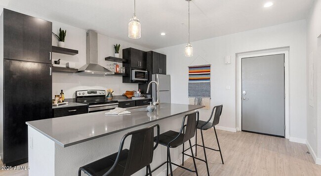 Photo - 6025 W Thomas Rd Unit 1