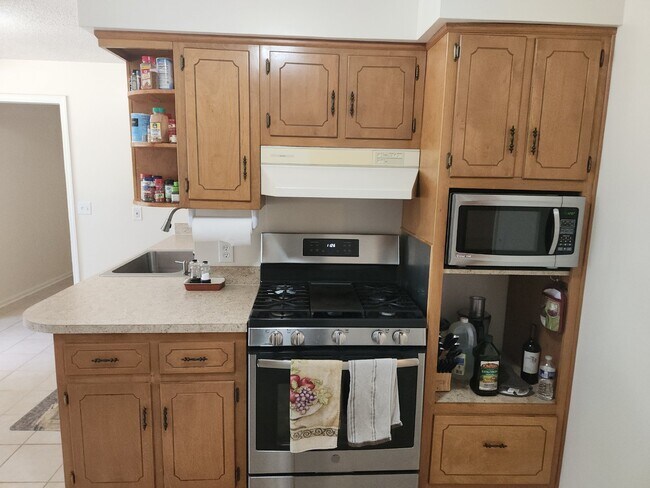 Photo - Single Level Three Bedroom Ranch Style Home in Ridgeland, SC!