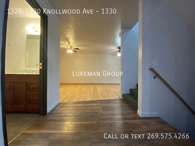 Photo - 1330 Knollwood - 6 Bed/3 Bath Townhouse Ne... Unit 1330