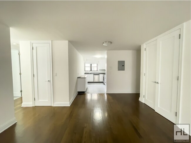 East 89th STREET