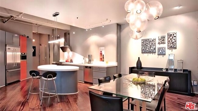 Building Photo - 849 S Broadway Unit M8 Rental