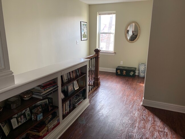 Photo - 5118 Dresden Way