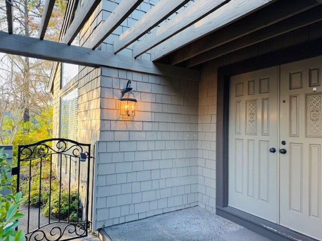 Photo - Wonderful 3 bedroom, 2 bath single level home in desirable Orinda Woods community-now available f...