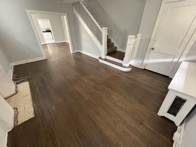 Photo - 2032 Wightman St