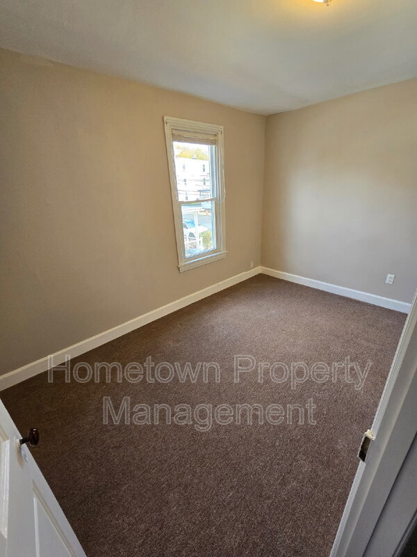 Photo - 209 Lincoln St