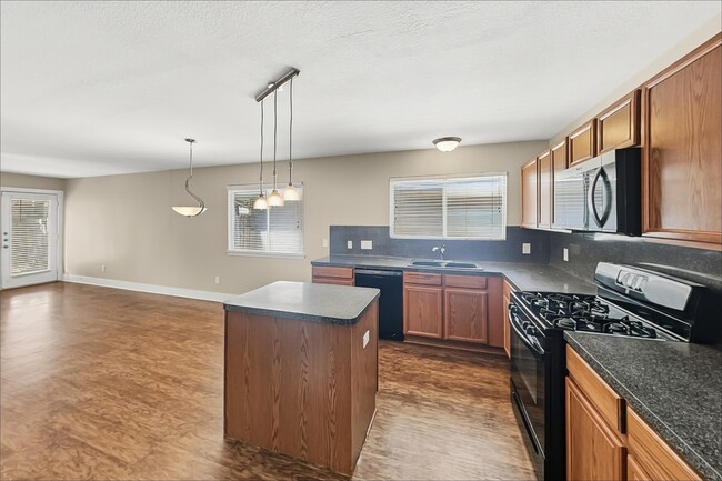 Photo - 434 Laurel Timbers Dr