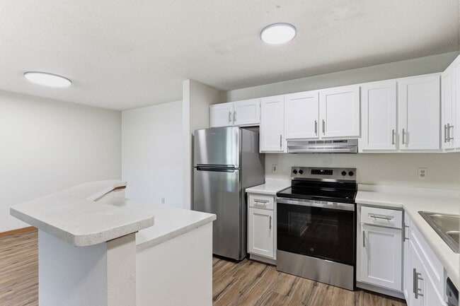 Photo - Kestrel Village Apartments