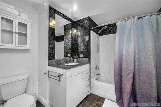 Photo - 425 W Beech St Unit Acqua Vista
